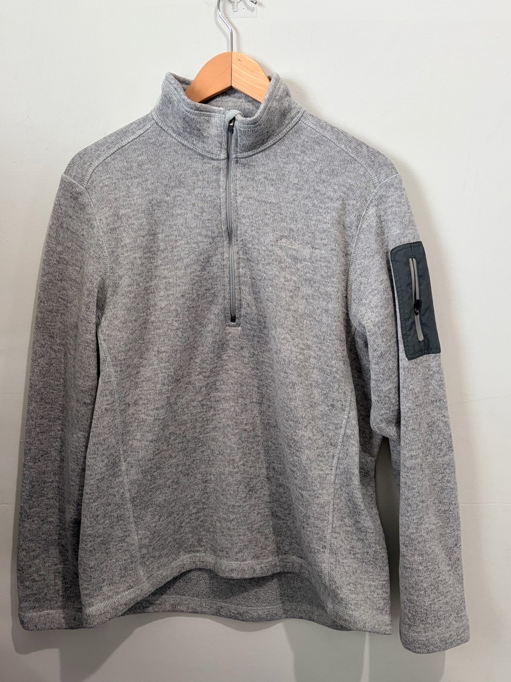 Eddie Bauer Sweater Fleece 1/4 Zip Pullover Mens Large Grey Arm Zip Pocket